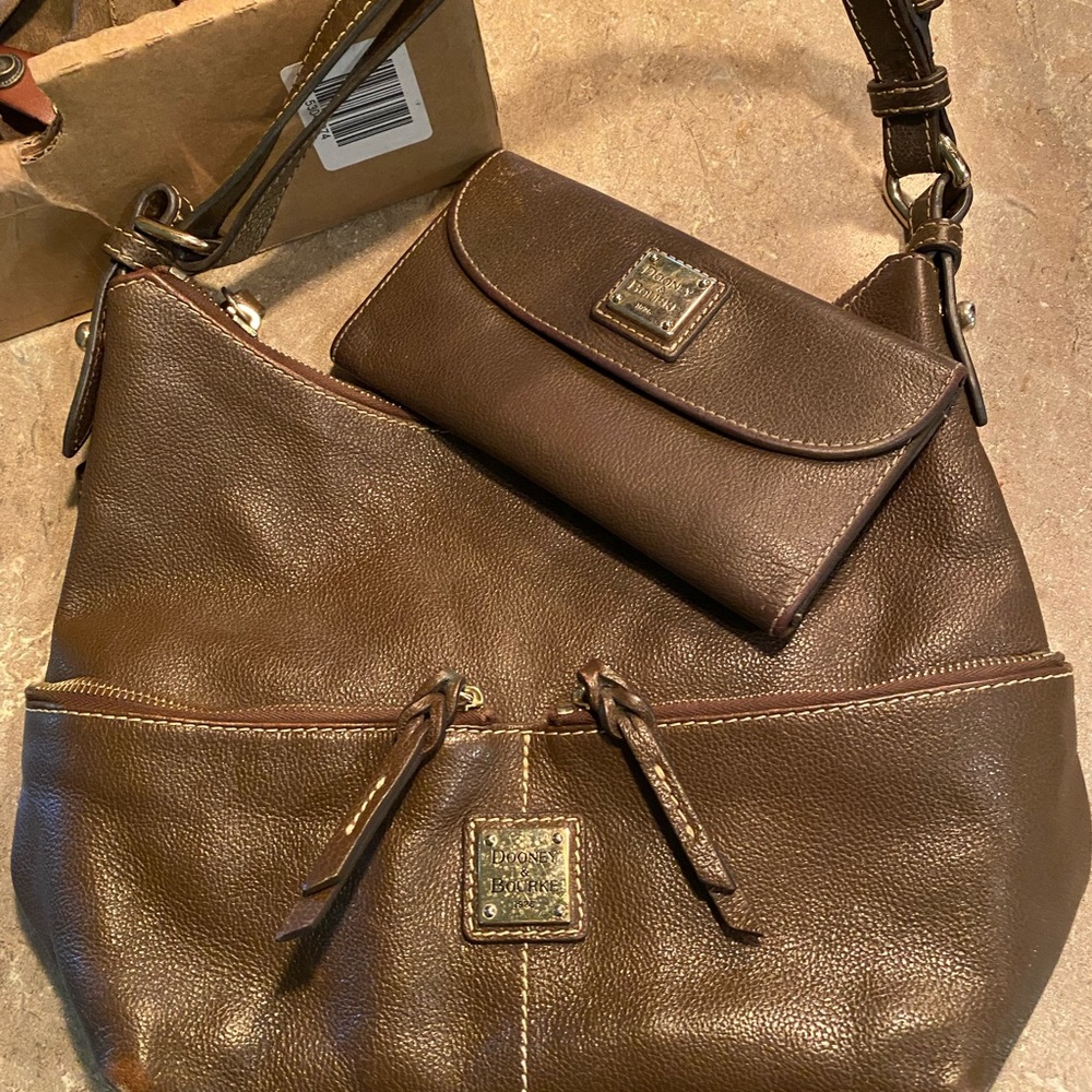 Dooney & Bourke